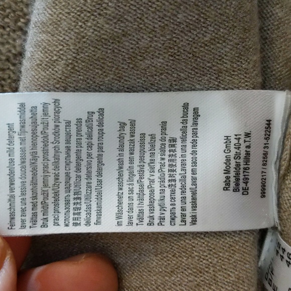 Thomas Rabe| Tan Cardigan With Sequin Details and Faux Pockets Modal Blend - Picture 14 of 14